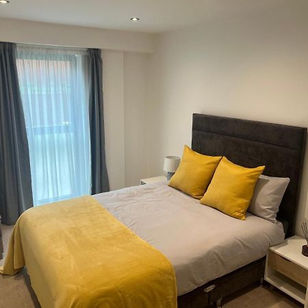 Lovely 2 Bed Apartment In Leeds Centre Екстериор снимка