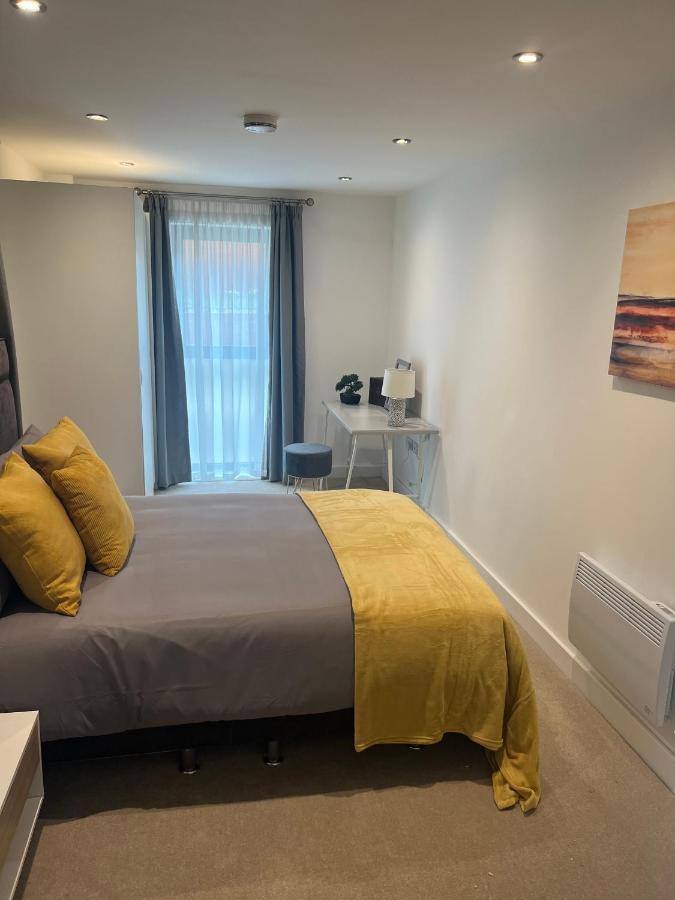 Lovely 2 Bed Apartment In Leeds Centre Екстериор снимка