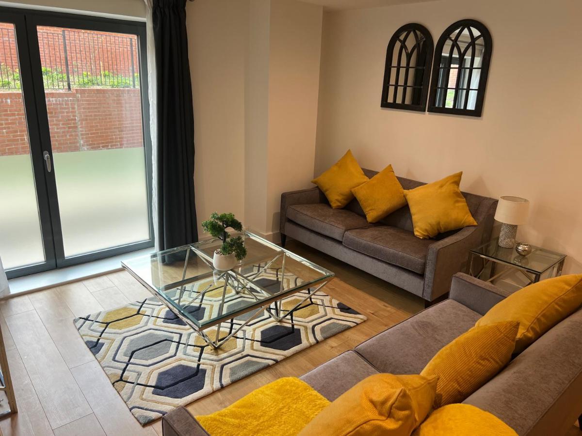 Lovely 2 Bed Apartment In Leeds Centre Екстериор снимка