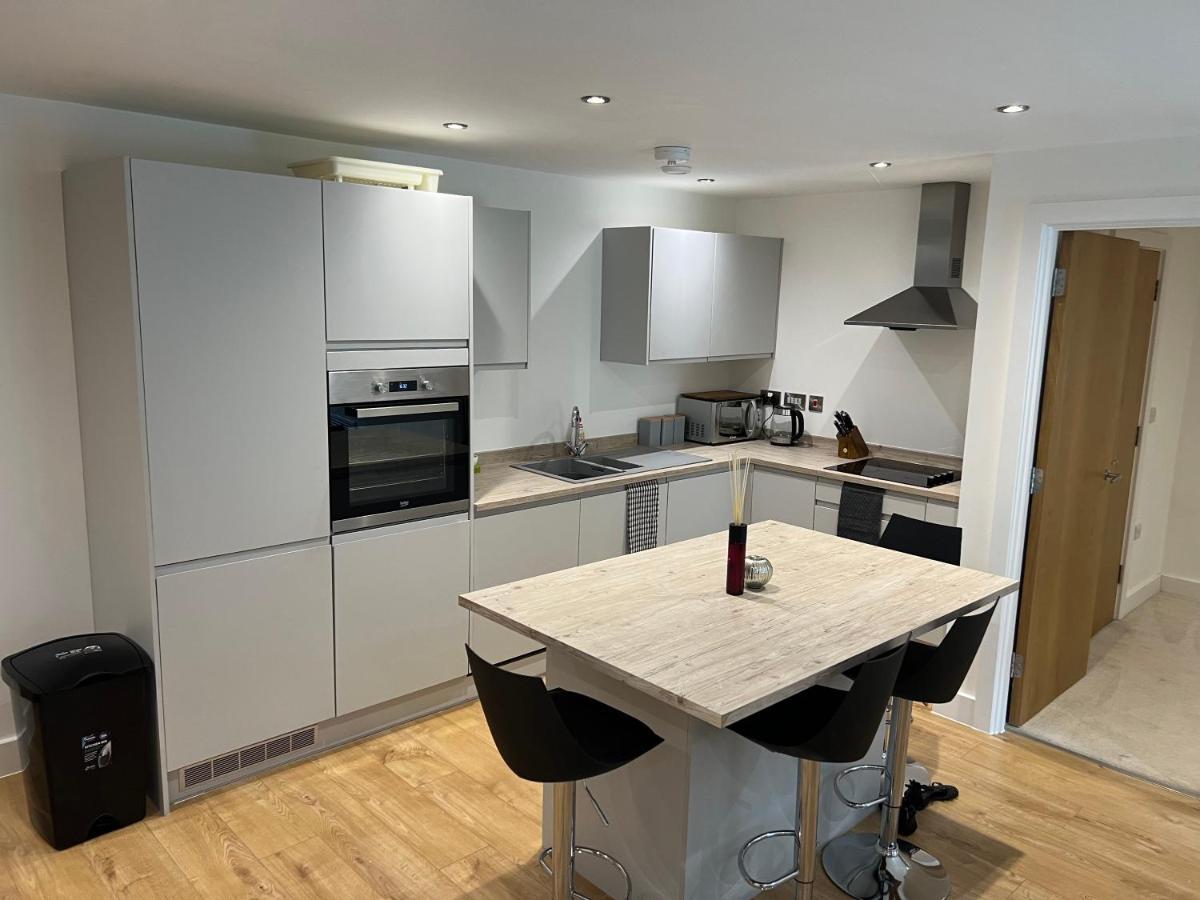 Lovely 2 Bed Apartment In Leeds Centre Екстериор снимка